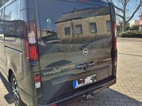 Gebraucht Opel Vivaro 145 PS (106 kW) 2018 Schwarz Van / Kleinbus