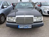 Gebraucht Mercedes E230 132 PS (97 kW) 1989 Andere farben Limousine