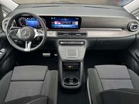 Gebraucht Mercedes V300 Style 237 PS (174 kW) 2024 Sodalithblau met. Van / Kleinbus
