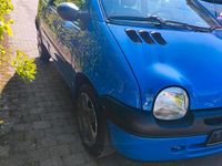 Second-hand Renault Twingo 58 CP (42 kW) 2006 Albastru Hatchback