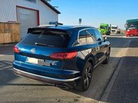 Gebraucht VW Touareg 286 PS (210 kW) 2018 Blau SUV