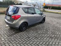 Second-hand Opel Meriva 2011 Andere farben Monovolum