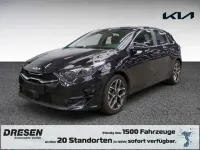 Gebraucht Kia Ceed Spirit 140 PS (102 kW) 2025 Schwarz Kleinwagen