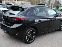 Neu Opel Corsa Edition 101 PS (74 kW) 2026 Lackierung schwarz perla nera/typ aussenverkleidung metalliclackierung Kleinwagen