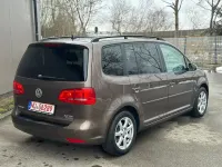 Usata VW Touran Comfortline 140 CV (102 kW) 2012 Marrone Monovolume