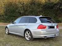 Gebraucht BMW 318 143 PS (105 kW) 2011 Silber Kombi