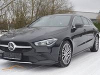 Gebraucht Mercedes CLA200 Shooting Brake 163 PS (119 kW) 2023 Schwarz Kombi