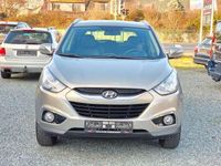 Gebraucht Hyundai Tucson Style 163 PS (119 kW) 2010 Sirius silver SUV