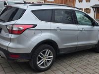 Gebraucht Ford Kuga Titanium 182 PS (133 kW) 2019 Silber SUV
