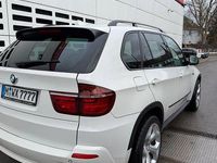 Gebraucht BMW X5 235 PS (172 kW) 2009 Weiß SUV