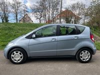 Gebraucht Mercedes A160 Avantgarde 95 PS (69 kW) 2009 Blau Kleinwagen