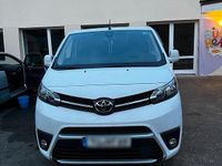 Gebraucht Toyota Proace Verso 170 PS (125 kW) 2019 Weiß Kombi