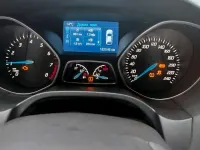 Usado Ford Focus 115 HP (84 kW) 2014 Vermelho Carrinha