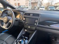 Gebraucht Nissan Leaf Tekna 110 kW (150 PS) 2023 Weiß Kleinwagen