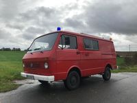 Second-hand VW LT 75 CP (55 kW) 1982 Roșu Monovolum