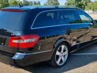 Gebraucht Mercedes E250 204 PS (150 kW) 2012 Schwarz Limousine