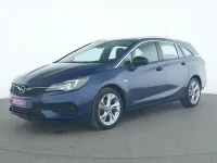 Używany Opel Astra Elegance 131 KM (96 kW) 2022 Niebieski Hatchback