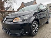 Gebraucht VW Touran Trendline 105 PS (77 kW) 2014 Schwarz Van / Kleinbus