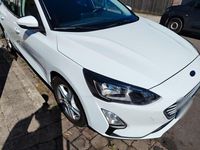 Gebraucht Ford Focus Trend 120 PS (88 kW) 2021 Weiß Kombi