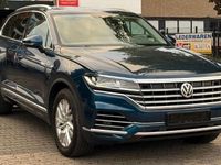 Gebraucht VW Touareg 231 PS (169 kW) 2019 Blau SUV