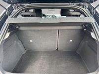 Gebraucht Opel Corsa 101 PS (74 kW) 2024 Kardio rot metallic Limousine