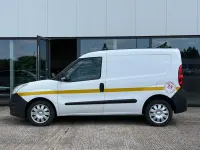 Gebraucht Opel Combo 105 PS (77 kW) 2015 Weiß Van / Kleinbus