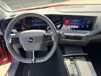 Usata Opel Astra Elegance 181 CV (133 kW) 2023 Rosso Utilitaria