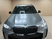 Neu BMW X5 Sport Line 381 PS (280 kW) 2025 Grau SUV