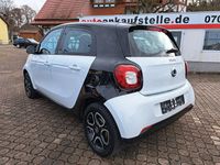 Second-hand Smart ForFour Basis 90 CP (66 kW) 2018 Negru Hatchback