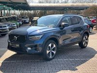 Neu Volvo XC40 Plus 163 PS (119 kW) 2025 Schwarz SUV
