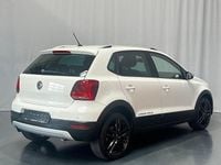 Gebraucht VW Polo Cross 90 PS (66 kW) 2017 Weiß Kleinwagen