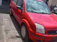 Gebraucht Ford Fusion 80 PS (58 kW) 2002 Rot Kleinwagen