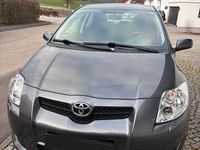 Gebraucht Toyota Auris Sol 124 PS (91 kW) 2008 Grau Kleinwagen