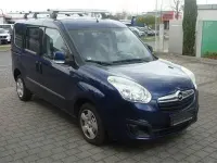 Gebraucht Opel Combo 95 PS (69 kW) 2016 Blau Van / Kleinbus