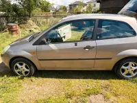 Gebraucht Ford Fiesta 80 PS (58 kW) 2003 Gold Kleinwagen