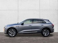 Gebraucht Audi e-tron Advanced Plus 230 kW (313 PS) 2022 Grau / taifungrau metallic SUV