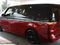 Gebraucht VW Multivan Style 204 PS (150 kW) 2022 Rot Van / Kleinbus