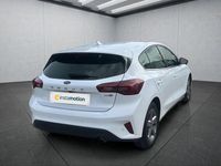 Gebraucht Ford Focus Titanium 125 PS (91 kW) 2023 Weiß Limousine