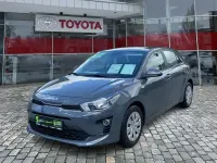 Gebraucht Kia Rio Vision 84 PS (61 kW) 2023 (prg) perennial grey m (metallic) Limousine