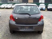 Gebraucht Toyota Yaris Cool 101 PS (74 kW) 2010 Grau Kleinwagen