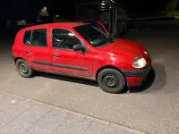 Gebraucht Renault Clio 75 PS (55 kW) 2000 Rot Kleinwagen