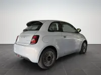 Neu Fiat 500 Icon 65 PS (47 kW) 2026 268 weiss Kleinwagen
