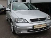 Gebraucht Opel Astra Njoy 84 PS (61 kW) 2003 Silber Limousine