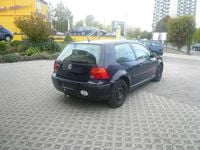 Używany VW Golf IV 75 KM (55 kW) 1998 Niebieski Sedan/Limuzyna