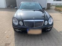 Gebraucht Mercedes E320 Avantgarde 224 PS (164 kW) 2006 Schwarz Limousine