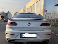 Gebraucht VW Arteon R-line 190 PS (139 kW) 2018 Weiß Kleinwagen