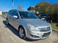 Gebraucht Opel Astra Edition 110 PS (80 kW) 2009 Silber Kombi