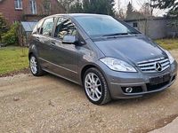 Gebraucht Mercedes A200 140 PS (102 kW) 2012 Grau Kleinwagen