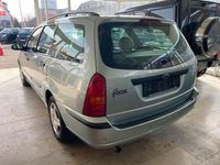 Gebraucht Ford Focus Finesse 101 PS (74 kW) 2003 Silber Kombi