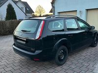 Gebraucht Ford Focus 109 PS (80 kW) 2011 Schwarz Kombi